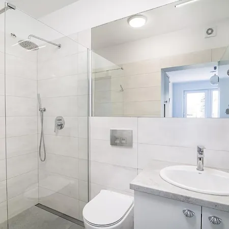 Roza Baltyku - Apartamenty I Pokoje A Debki Exterior photo