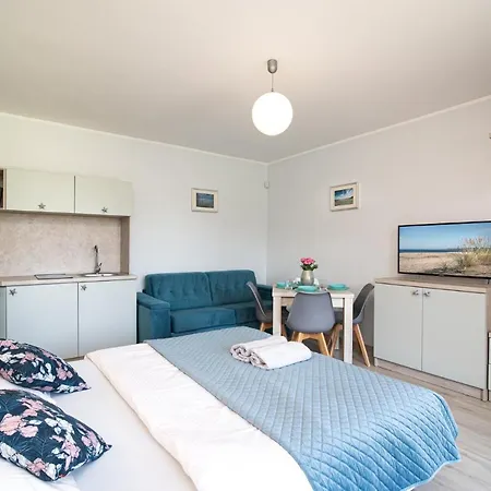 Roza Baltyku - Apartamenty I Pokoje A Debki Exterior photo